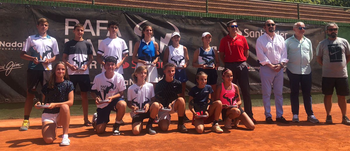 Los jugadores madrileños dominan el palmares del <a href="/rafanadal/">rafanadal</a> Tour celebrado en el <a href="/ClubInterTenis/">ClubInternacional</a> cutt.ly/AZcgL2t #tenismadrileño <a href="/ufedema/">Unión de Federaciones Deportivas Madrileñas</a>