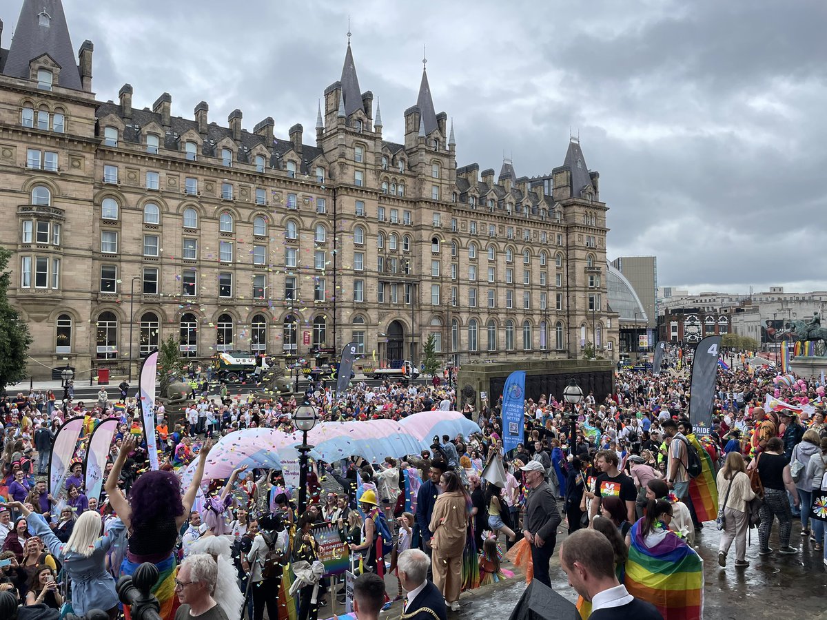 Pride In Liverpool tweet media