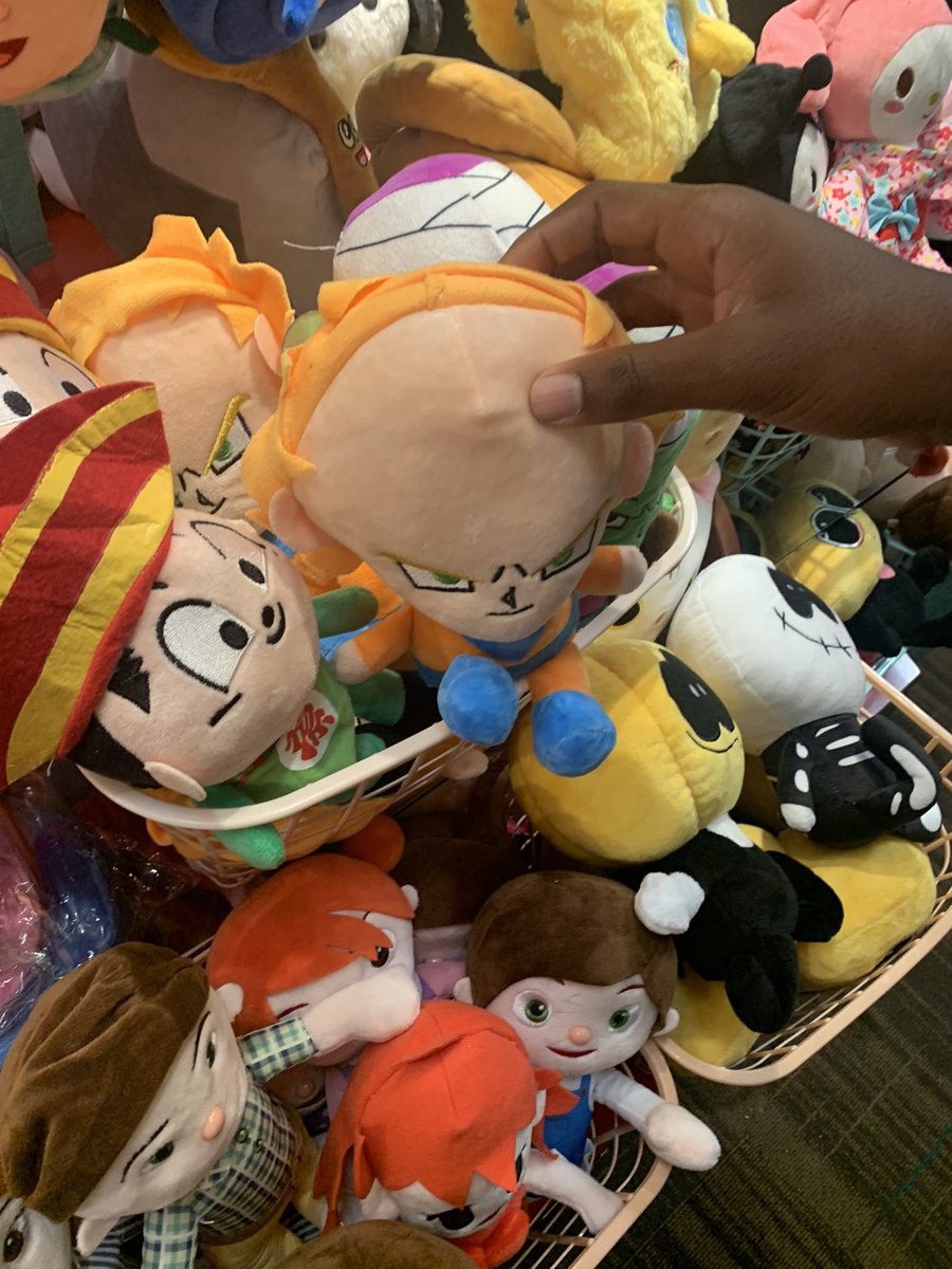 THEAlt3Rnate's tweet photo. Who did this to Goku
I’m not mad I just want answers https://t.co/W9pJbdlLTU