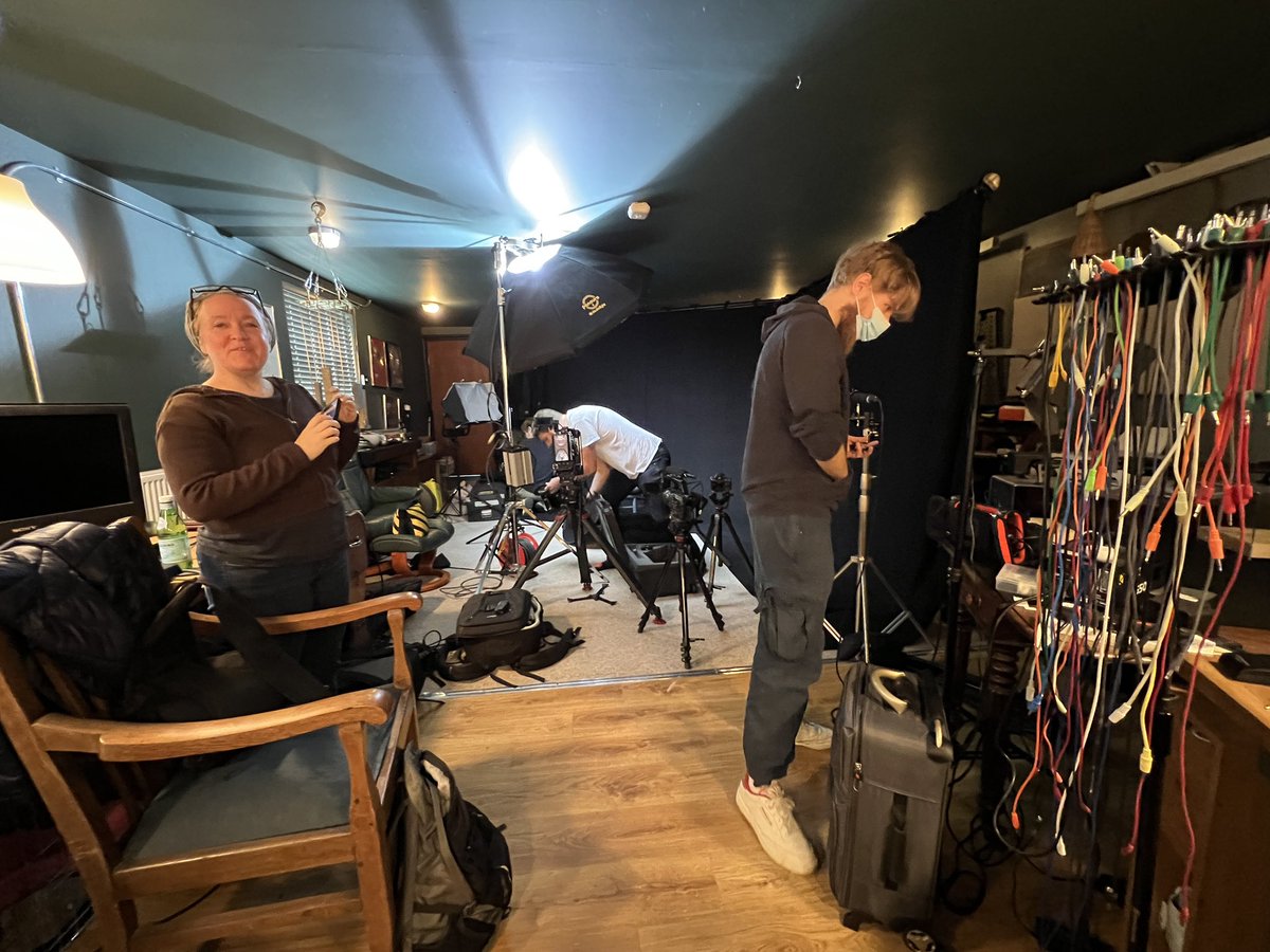 Prep for our interview with <a href="/crawfordjohnw/">John Crawford 💙 🇺🇦</a> and Stuart Kauffman.
When Fish Begin To Crawl is up and running!