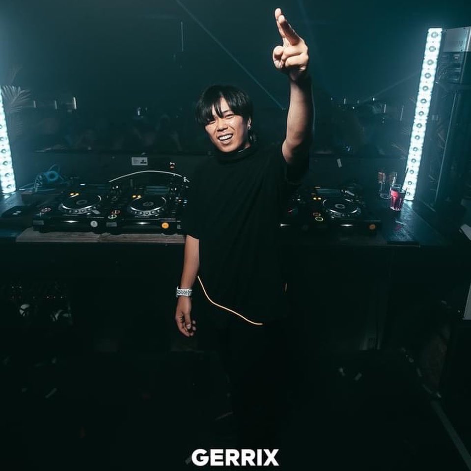 dj__aoy's tweet photo. ドイツ🇩🇪GERRIX
勢い凄かった🔥🔥

#djaoy #gerrix #ドイツ #djlife https://t.co/msmML0A8pG