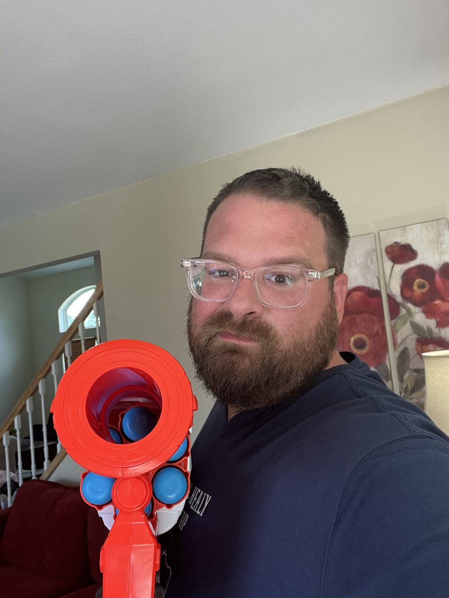 _JRHEALY's tweet photo. The best part of having two boys is the ridiculous amount of NERF toys and wars we have around the house/yard. Nobody is safe now. #MEGAXL https://t.co/a1f6JYB9vP