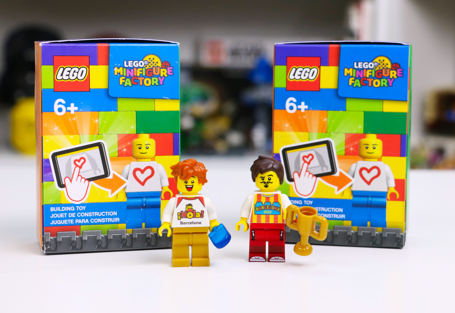 Lego minifigures factory hotsell