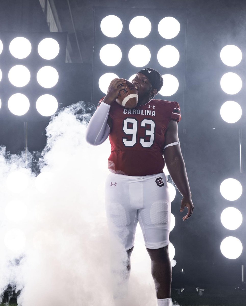 NickBarrett15's tweet image. Year 2.