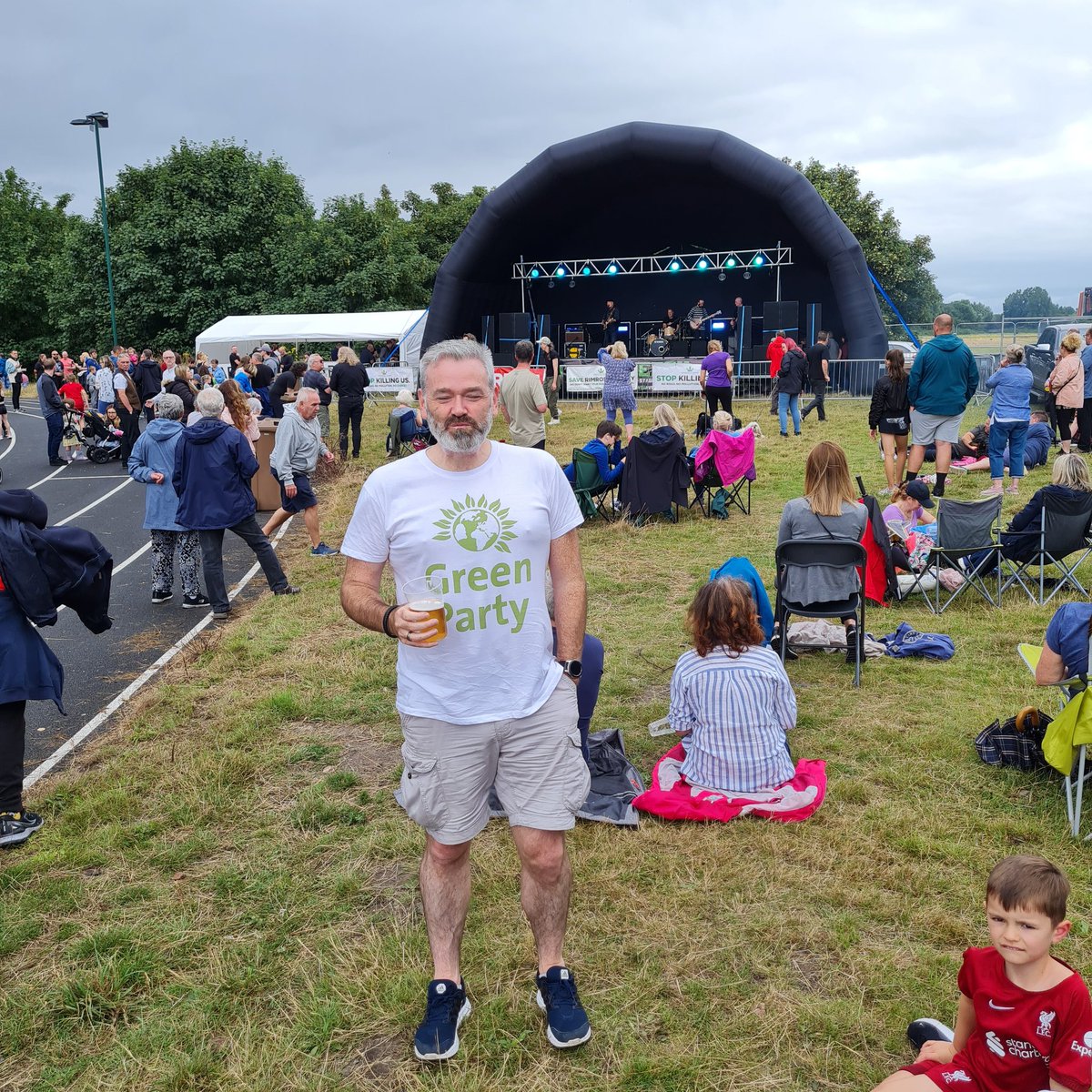 Here at @RimroseValley celebration day...its been brilliant so far...its a credit to @saverimrose....come down, its on till 8pm and bands are brilliant! #saverimrosevalley