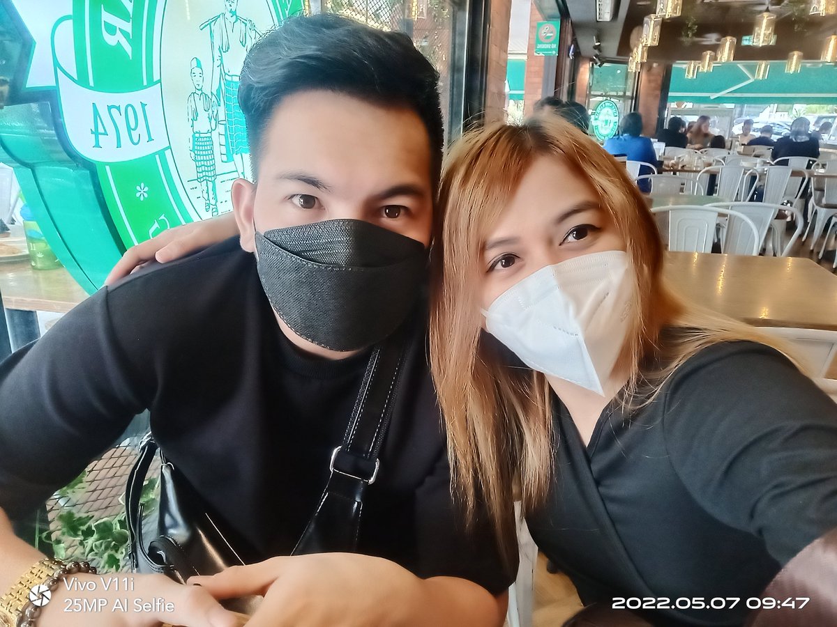 JaneVersatile's tweet photo. Our first meet up😂😍🥰🖤🤍

May 6, 2022 friday night🥰

beke sekeli nemen..😁😅 https://t.co/FjOABlBLG5