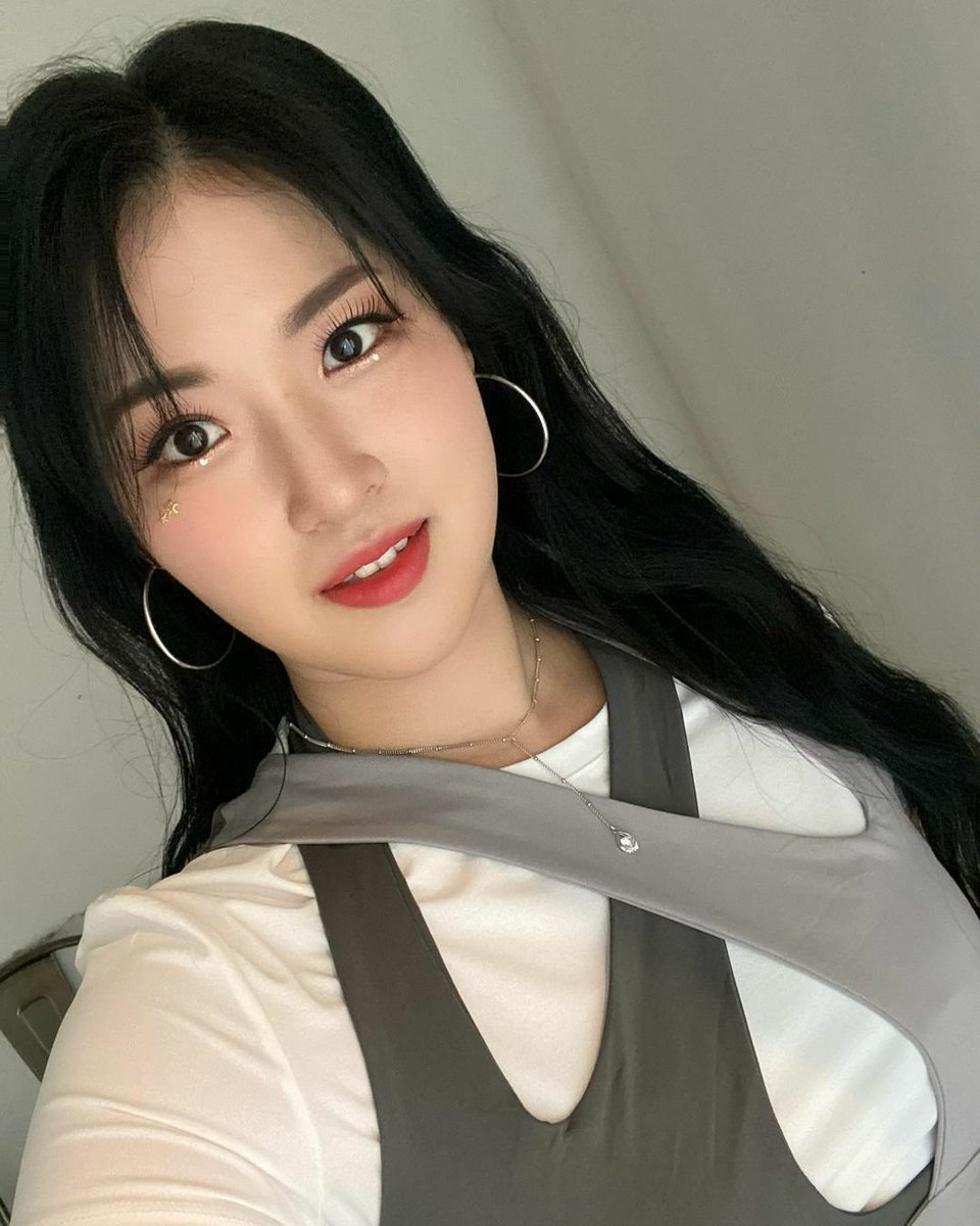 rumbleG_Union's tweet photo. |📸[#INSTAGRAM] 2022.07.30
╰► BaRum #바름 acc update
—————
❥TRAD: ➛ ⭐️✨🌟💫
—————
#Every_Other #럼블지_에브리아더 #에브리아더 #RumbleG #럼블지 #DiDi #BaRum #GaYun #RumbleGUnion #WinnerZoneEntertaiment #kpop
@RumbleG3 https://t.co/kuJ8wmKRhm