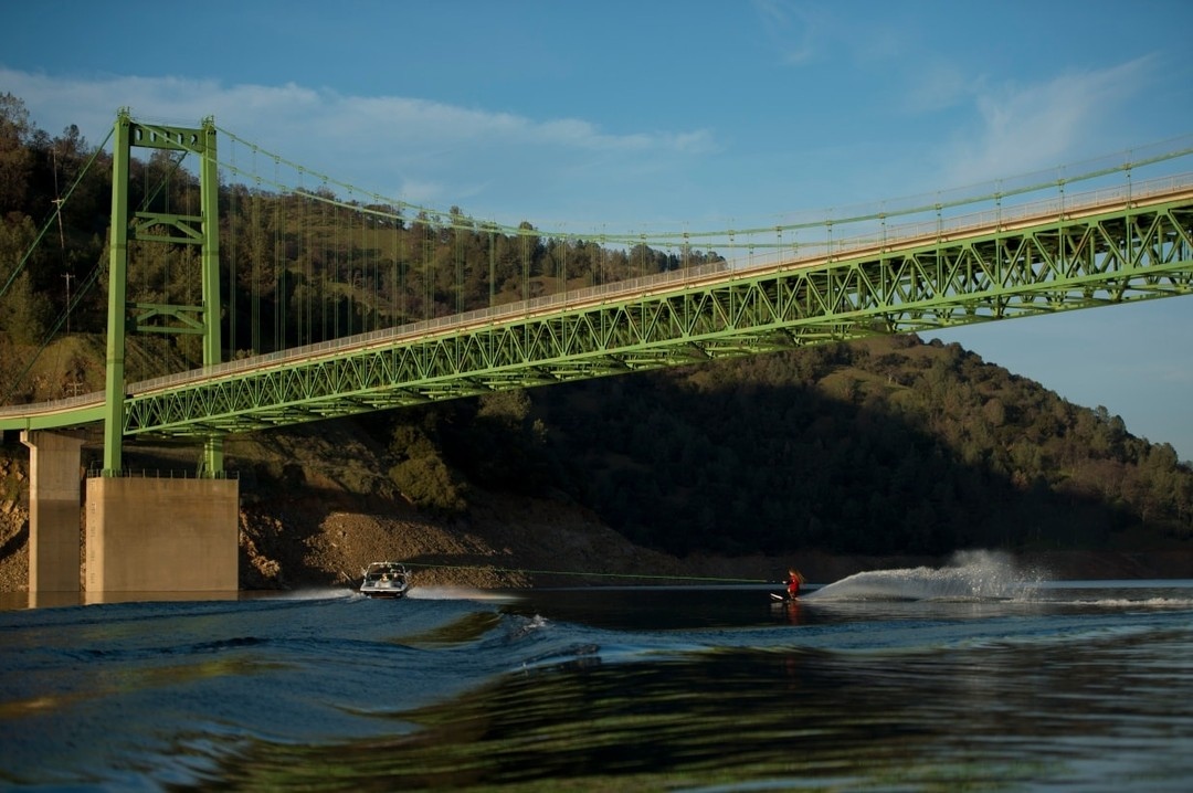 WakesportsULMTD's tweet image. Throwback to Marcus Brown feelin the flow of his Freeride on Lake Oroville in 2013

#tbt
#hoskis #syndicatewaterskis #waterski #mostfunwins #waterskiing