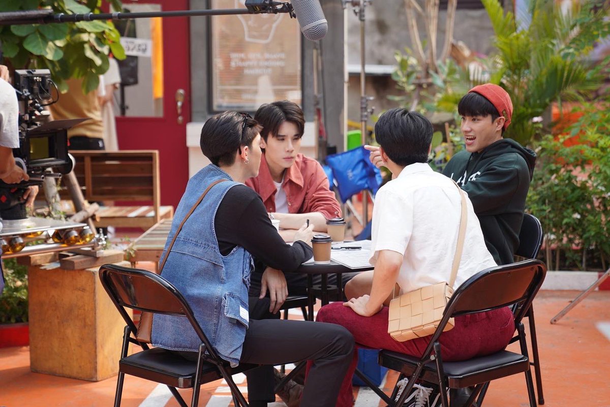 Sea_tawinan's tweet photo. 🎟 #ViceVersaEP3 https://t.co/Sp30JAXXsu