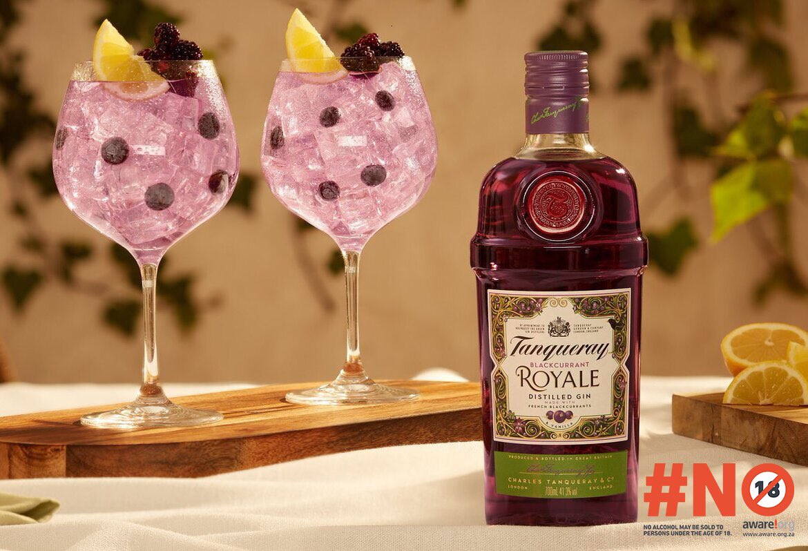 Ladies And Gentlemen…Let’s Elevate Our Taste With The @tanquerayza. 

The @tanquerayza Launches Today !!💃🏼Trust Me , You Don’t Wanna Miss Out On This One.🤞🏽 i Groove Angiyizwa until they bring a bottle of @TanquerayZA . ISUKILE BAFETHU 🥃

@tanquerayza 
#Ad