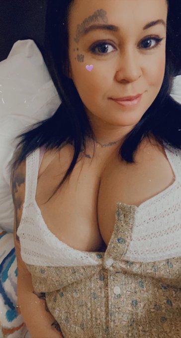 Gmorning 🖤 https://t.co/dL4PmswTvu