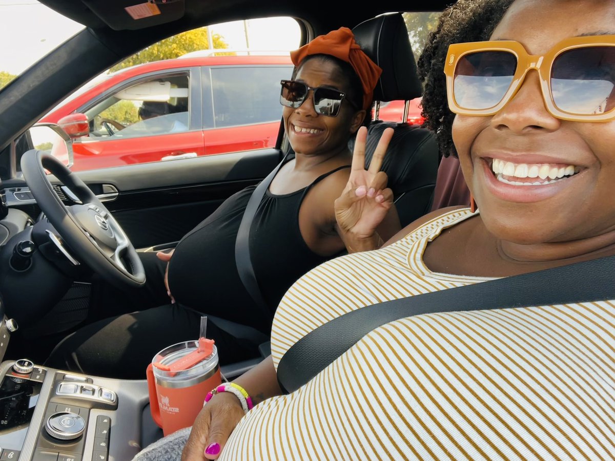 BrigidaMack's tweet image. Bumpin’ with my sissy. What a dream it is to experience this w/ @babygrlmack! We are SIX years apart. I never could have imagined we’d be pregnant together. 

Gosh, I love it here.❤️

Cousin crew loading…👶🏾👶🏾👶🏾
#cousincrewloading #pregnantsisters #ourlittlepenguin #WilkesTwins