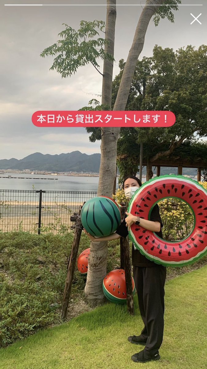 etajimasou's tweet photo. ビーチボールに浮き輪、巨大アヒルさん浮き輪まで！
空気入れもご自由にどうぞー！
夏を満喫してください🍉
#江田島荘
#江田島荘
#浮き輪入りました
#なつぐっ https://t.co/eUnMV5DoGM
