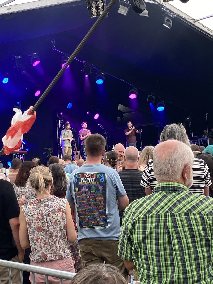 Beautiful combination of trad and contemporary ⁦@theyoungunstrio⁩ ⁦@CamFolkFest⁩  - good to be reminded of my roots #stockton-on-Tees #wishIhadabetterpicture