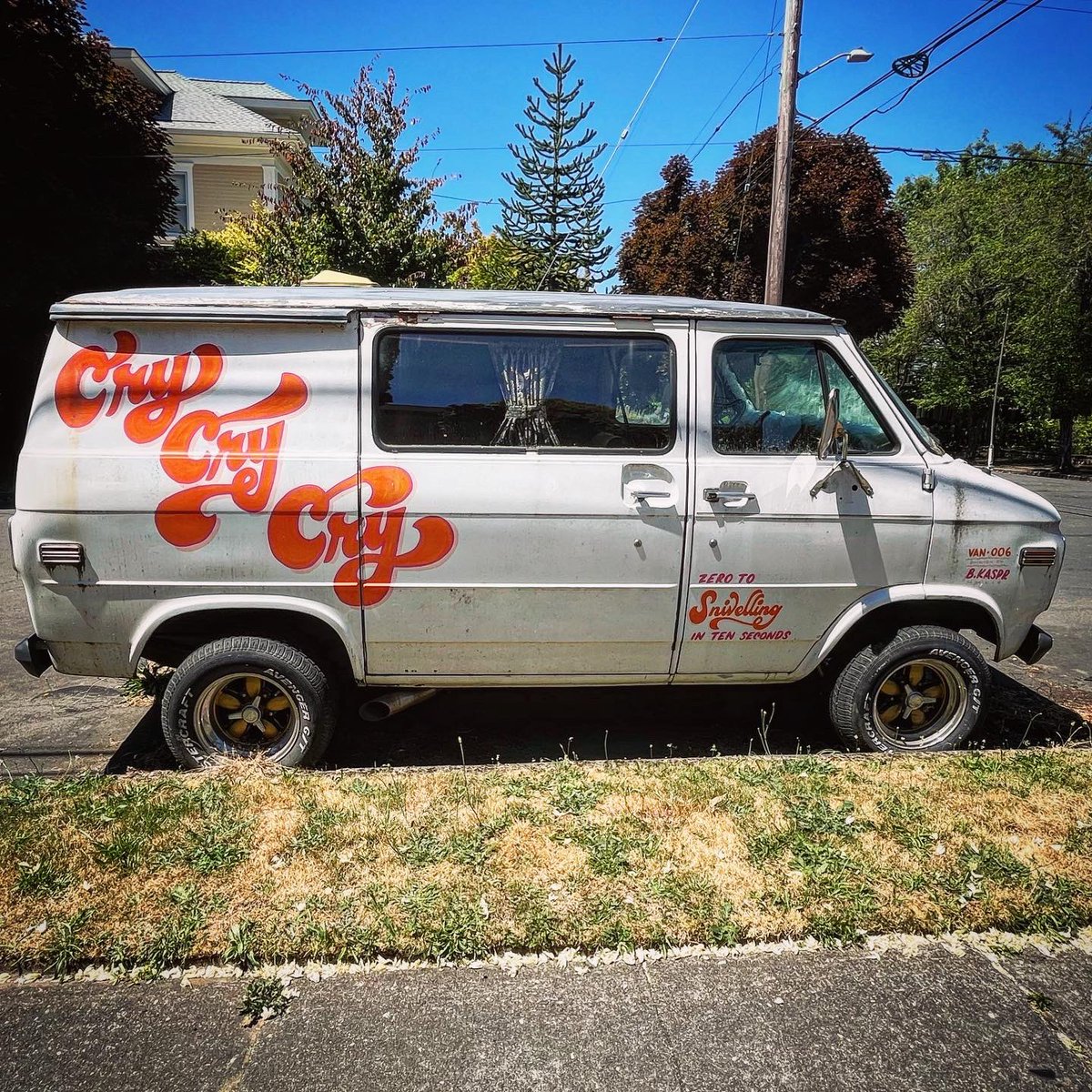 mollyelwood's tweet photo. Leaving Portland feels courtesy of @bkaspr. #vroomandgloom #depressedexpress https://t.co/eYGPpc9UJL
