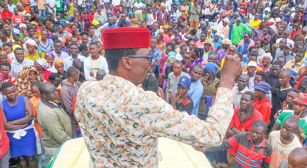 DidmusWaBarasa's tweet photo. Thank you my people from Miruri,Siuna,Chebukwabi,Nasianda and temba for the warm welcome and resolving in unison to support @WilliamsRuto @SpeakerKLusaka  @Wetangulam @Nancykibaba Sam Sichangi and yours trully the peoples servant.

#RutoThe5THPresident 
#EnoughIsEnough https://t.co/wxtxIzQvMj