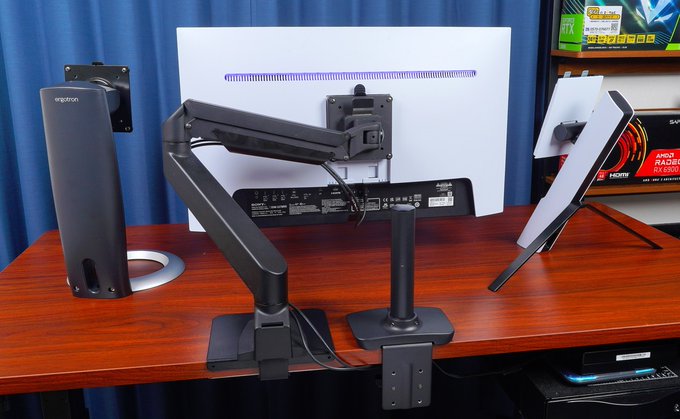 Pcモニターアームのオススメ製品を紹介 Vesa汎用スタンドも ゲーミングモニタの選び方 番外編 自作とゲームと趣味の日々