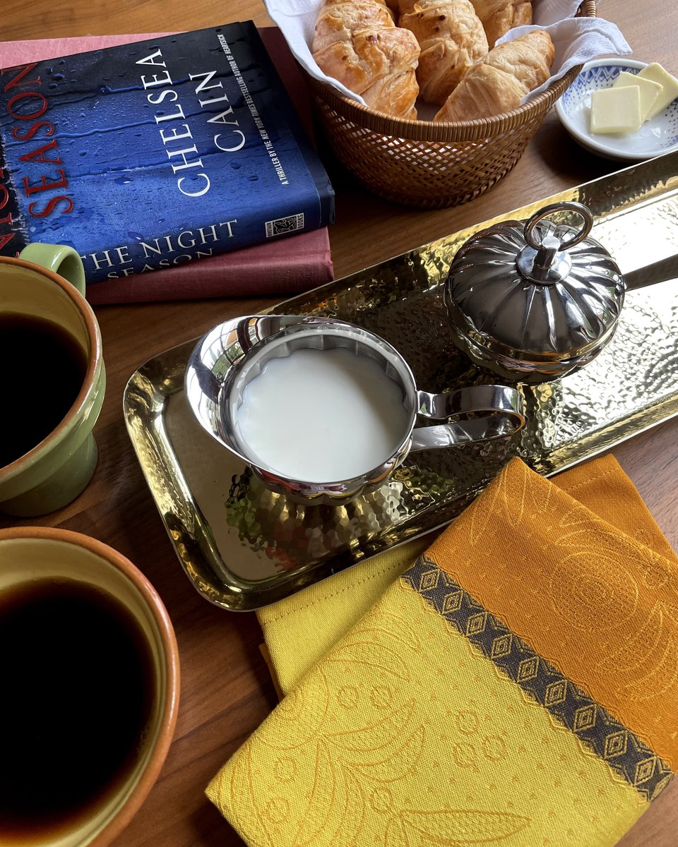 Whether you're hosting a weekly book club, sharing a brunch with your friends, or whatever it may be today. We hope you do it with loved ones around you because it's #InternationalDayofFriendship!