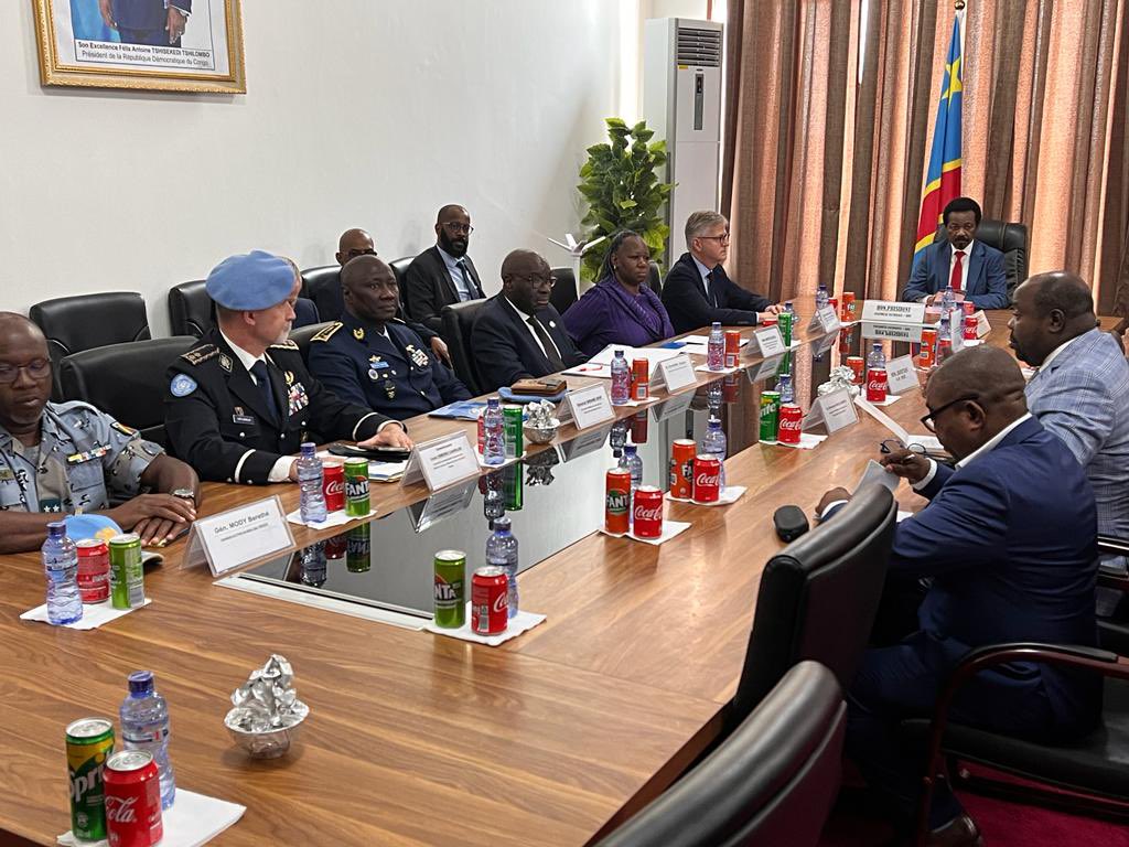 k_diagne's tweet photo. Rencontre entre @Lacroix_UN et les dirigeants du Sénat et de l'Assemblée nationale pour un échange sur la @MONUSCO, évaluation des événements récents et la voie à suivre pour ramener la paix et la stabilité dans l’est de la #RDC. https://t.co/5yKxROE8gV