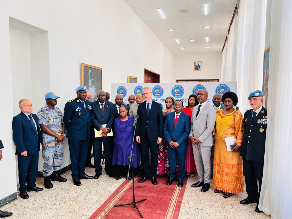 k_diagne's tweet photo. Rencontre entre @Lacroix_UN et les dirigeants du Sénat et de l'Assemblée nationale pour un échange sur la @MONUSCO, évaluation des événements récents et la voie à suivre pour ramener la paix et la stabilité dans l’est de la #RDC. https://t.co/5yKxROE8gV