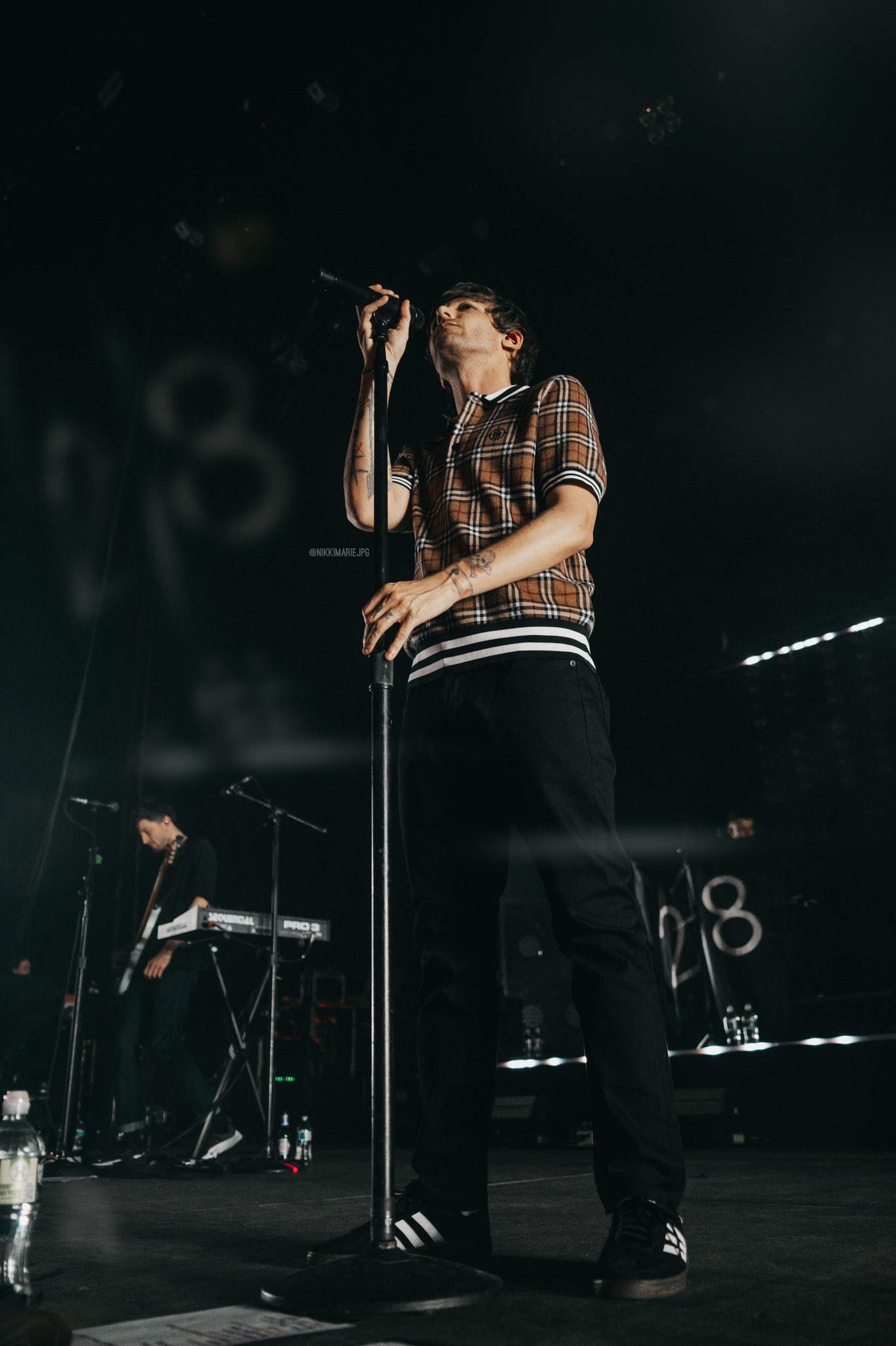 Hl Daily On Tour Louis Tomlinson Live From Hammerstien Ballroom Ltwtnyc 2 11 22 Nikkimariejpg T Co Ov4nhvmyji Twitter Hl Daily On Tour Louis Tomlinson Live From Hammerstien Ballroom Ltwtnyc 2 11 22 Nikkimariejpg T Co Ov4nhvmyji Twitter
