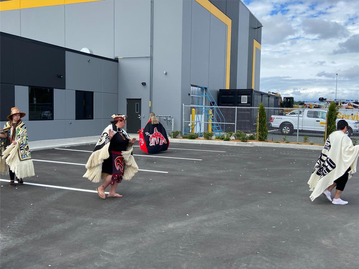 finningcanada's tweet photo. Finning’s Campbell River facility took part in a land blessing ceremony at the new location. The ceremony acknowledges past activity on the land, and expresses gratitude for present opportunities for a strong partnership between the We Wai Kai Nation and Finning.
#FinningCA https://t.co/tB01cK4H5O