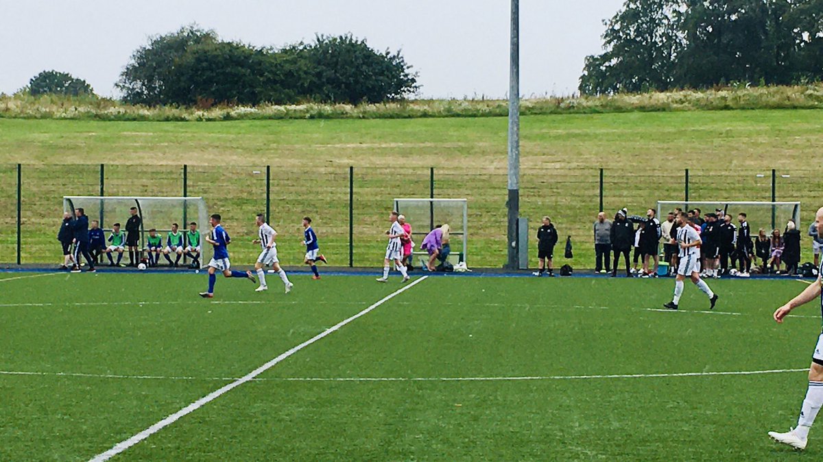 PaulVance63's tweet photo. Bangor Young Men v Albert Foundry - Pre-season Friendly - Bangor Aurora, Valentines Road, Bangor…. #BangorYMFC #BangorYM #AlbertFoundry #NAFL #football #Bangor https://t.co/IoD5mUxNXq