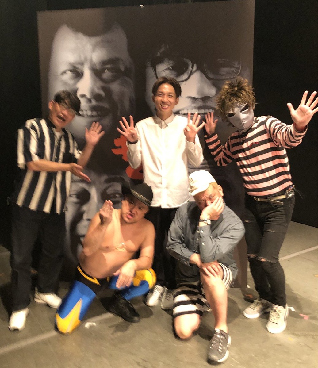 キチ4来れなかった方も配信あるよ！稲ちゃんの顔ハメだけで40分！ぜひ！
 online-ticket.yoshimoto.co.jp/collections/li…