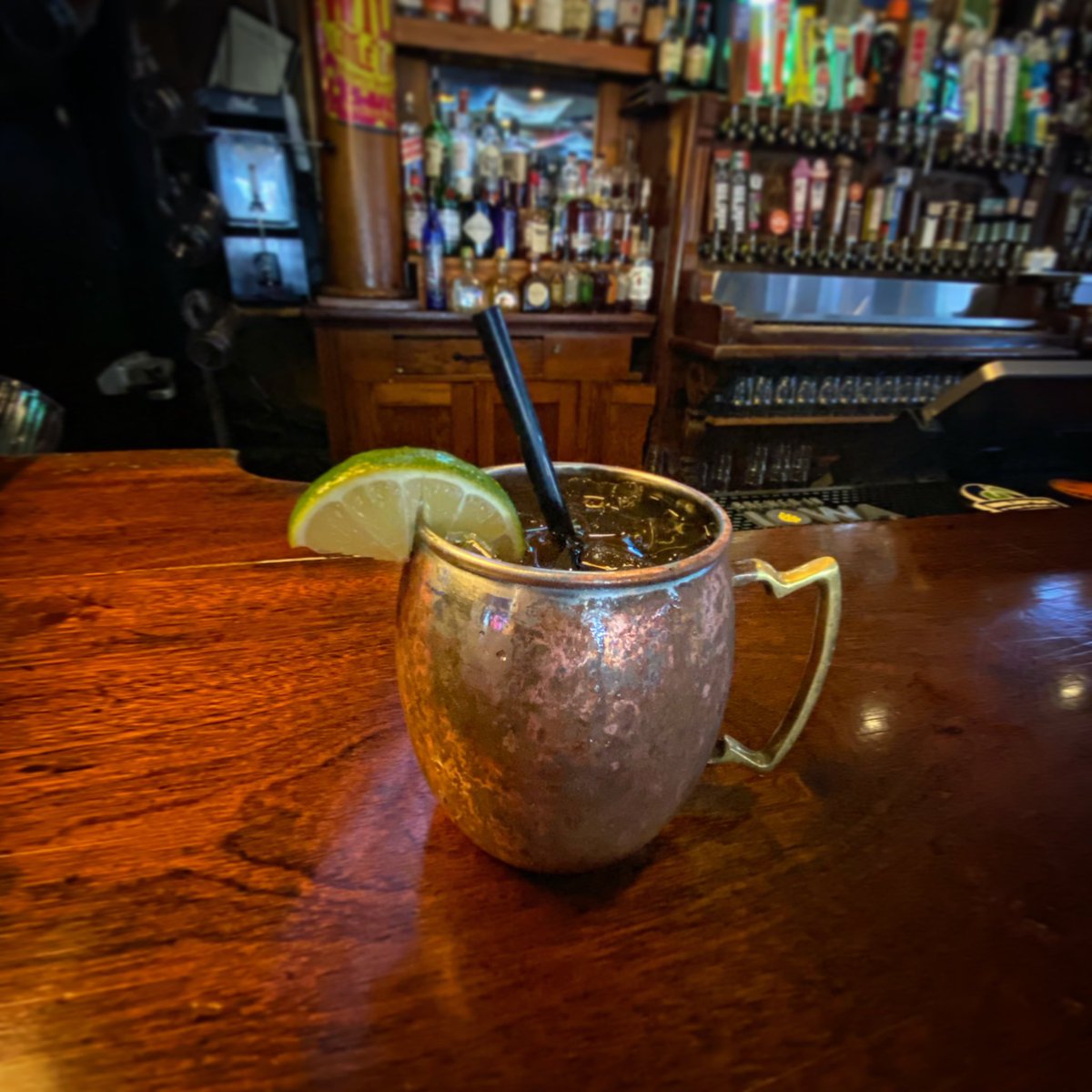 Cheers to Saturday! We’ve got $2 Sierra Nevada and $3 Exile today! Beer not your thing? Try one of fresh fruit Mules!
#desmoines #saturday #desmoinesdoesthings #craftbeer #iowacraftbeer #cocktails #bar #desmoinesbar #cheers #drinklocal
