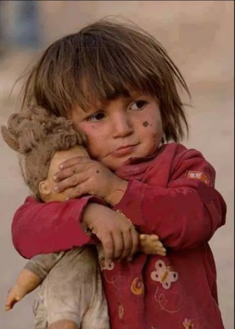 Ekkert ofbeldisbrot rataði inn á borð lögreglunnar  í gærkvöldi og nótt...
Verum vakandi yfir aðstæðum barna líka útihátíðum

barnaheill.is/is/forvarnir/v…