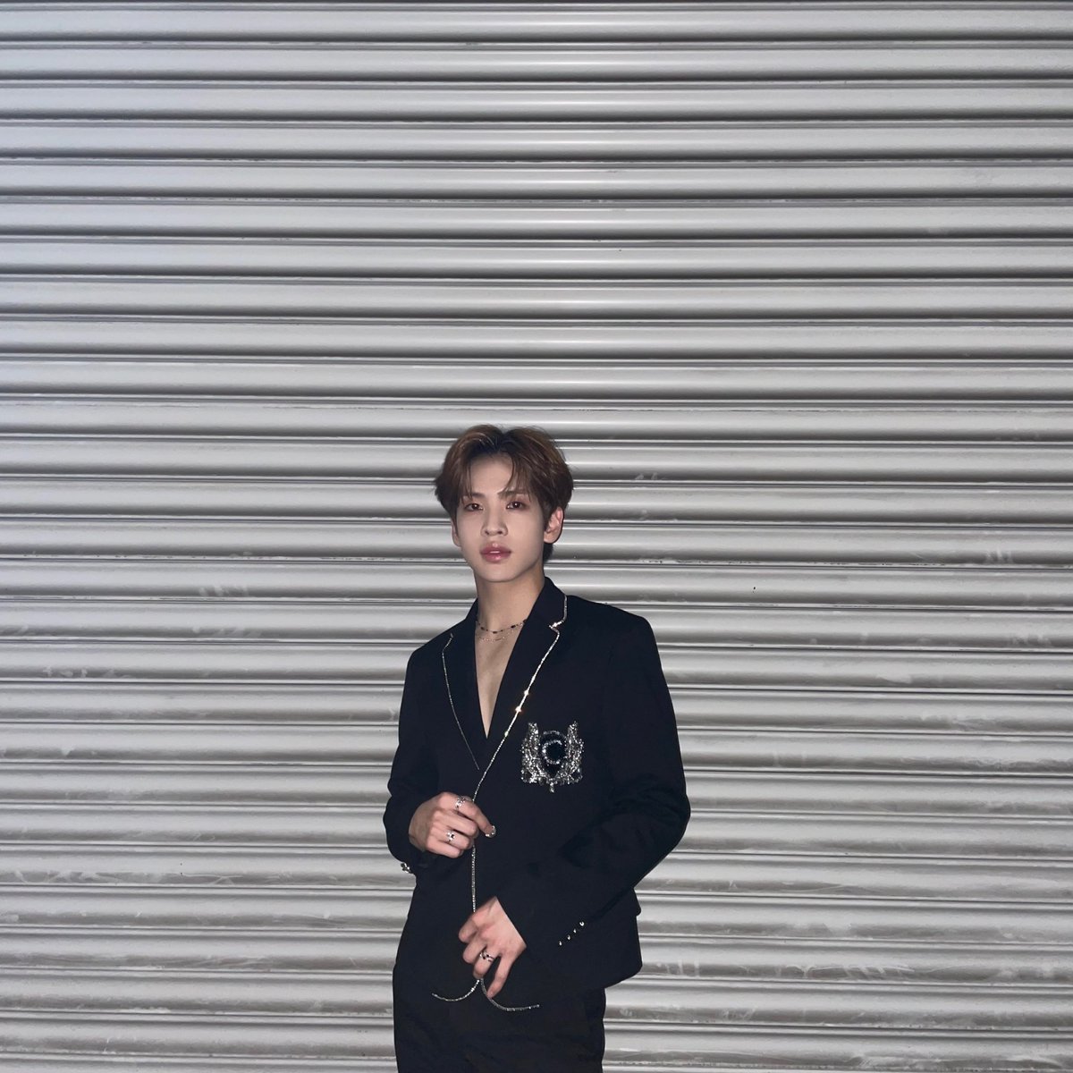 MaAllenFrance's tweet photo. 💫 | 📸 | 25/07/2022 

➥ Il commence à faire chaud ces jours-ci pas vrai ? 🥵

©️ : @CRAVITY_twt 

#ALLENMA #앨런 #CRAVITY #크래비티  
___
@CRAVITYFRANCE_ https://t.co/4YFR3YEVGG