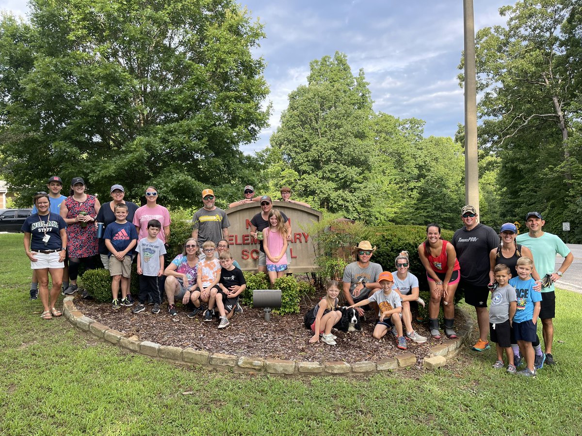 NolanKnights (@nolanknights) on Twitter photo HCS Better Together! Thankful for all those who came out to volunteer to beautify Nolan today! What an awesome day of service. 💚 Special thanks to Wes Kelley, Mountain City Landscape, for donating a pallet of mulch. @HCSRockPoint <a href="/NolanPTA/">Nolan Elementary PTA</a> HCS Better Together! Thankful for all those who came out to volunteer to beautify Nolan today! What an awesome day of service. 💚 Special thanks to Wes Kelley, Mountain City Landscape, for donating a pallet of mulch. @HCSRockPoint <a href="/NolanPTA/">Nolan Elementary PTA</a>