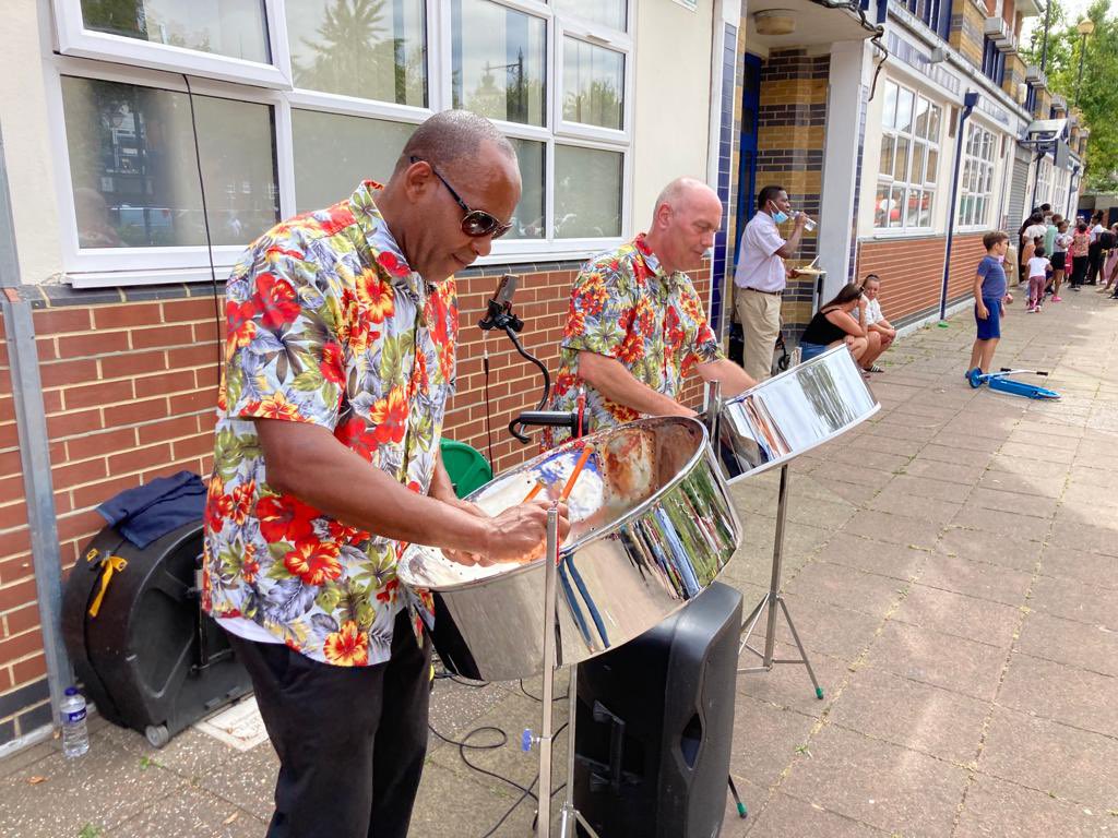 dewamusic's tweet photo. Duo performance today for a community funday ☀️🎶
#SteelPan #CommunityEvent #Funday #SteelPanMusic #Music #Event #Community #Pannist #PanPlayer #Trinidad #Caribbean #Culture #TandT #Duo #Clapton #ClaptonPark #London #SteelBand #SteelDrum https://t.co/TBjVcdPrXA