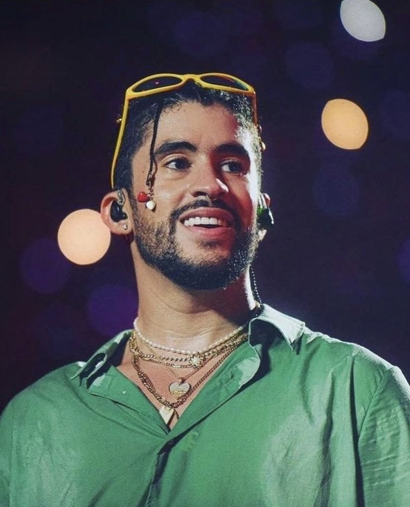 Bad Bunny Global News 🐰 tweet media