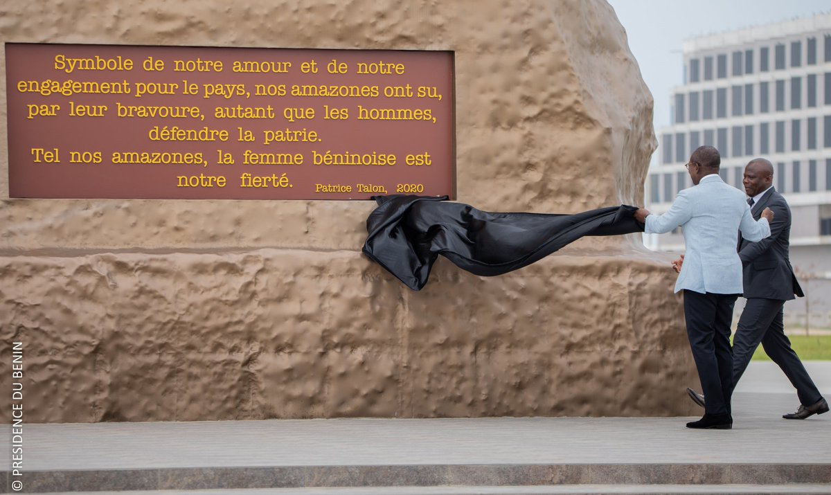 🛑 Intervention du Président Patrice TALON, lors de la cérémonie de dévoilement du monument Amazone

🌐 Lire l'intégralité de l'intervention du Chef l'État sur ce lien =&gt; presidence.bj/actualite/disc…