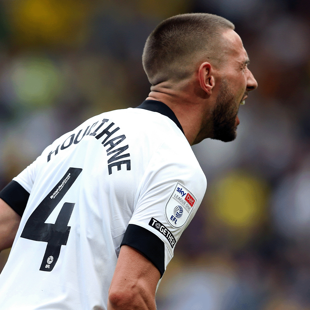 dcfcofficial's tweet photo. 😍🖤🤍

#DCFC https://t.co/sSYi7cTYgj