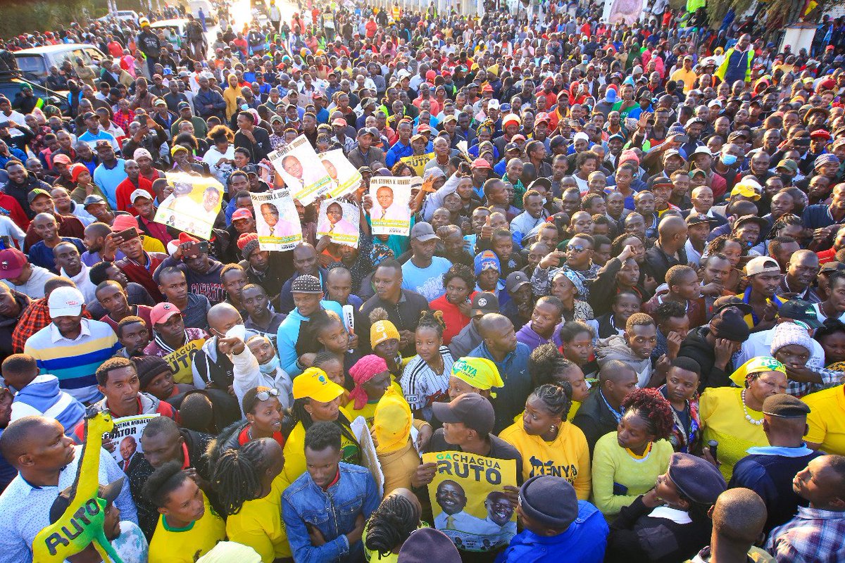 WilliamsRuto's tweet photo. Kenya Kwanza will be your servants. https://t.co/sCy27d4YF8
