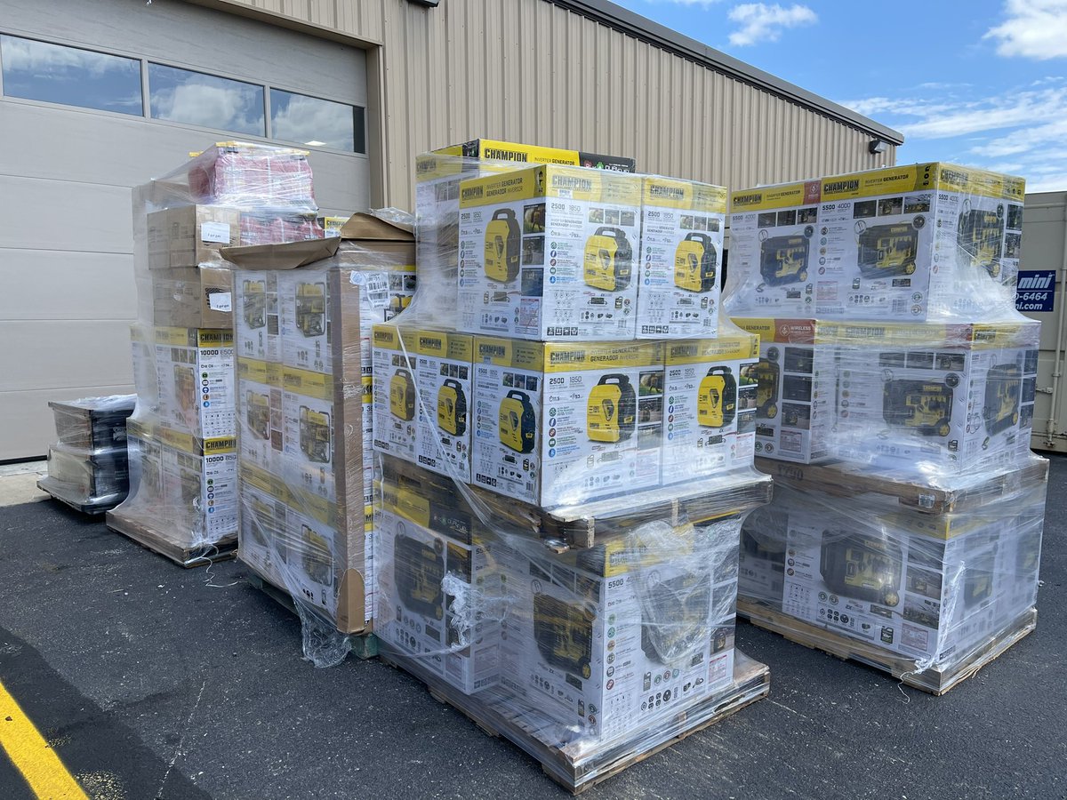marcuslemonis's tweet photo. Arrived and more coming to @CampingWorld London , Kentucky…  spread the word https://t.co/BAVRvmDqjy