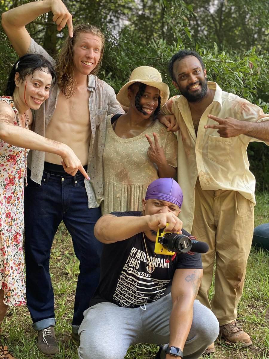 RobWithTheCanon's tweet photo. And that’s a wrap! Dope times meeting dope people ! Workin out here! Young filmmaker 🎬🎬🎬

#RobMaddenShotYa #RyMediaCompany https://t.co/JN5o5SjkY5