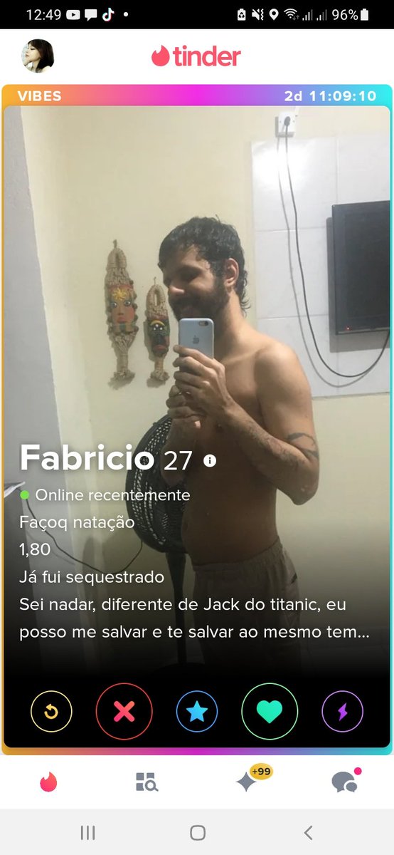 e eu que achei o defante no tinder