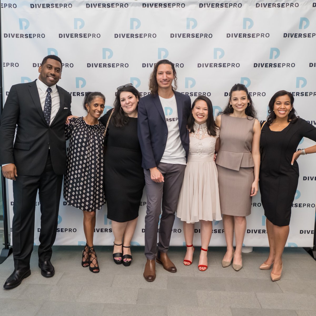 DiversePro_App's tweet photo. What's our favorite things about the #DiversePro community? It's an infinite list so consider this one of many things. We L❤️VE how social our #community is both on and off the app. Consider this your hint of our next in-person event. 😉

What's your favorite thing? https://t.co/FRA9oMcbcI