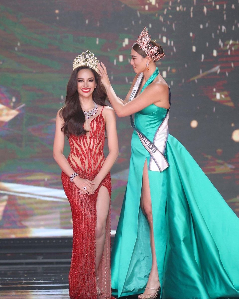 dermaster_th's tweet photo. CONGRATULATIONS ✨ To The Newly Crowned 👑  “MISS UNIVERSE THAILAND 2022”
.
เดอมาสเตอร์ขอร่วมเเสดงความยินดีกับน้องแอนนา @annasnga_1o ด้วยนะคะ 🥰😍

#MUT #Missuniversethailand2022 #แอนนาเสือ #แอนนาเสือมาเพื่อมงMUT #แอนนาเสืองามเอี่ยม https://t.co/sbLC1jOagU