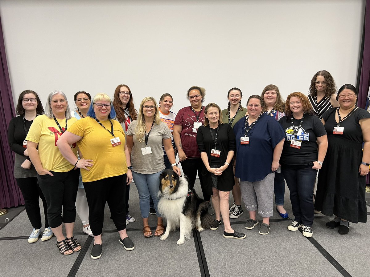 confizzled4's tweet photo. ladies of @moseforg
most supportive community I’ve ever seen
#mosefsummer https://t.co/pPI5WINgNU