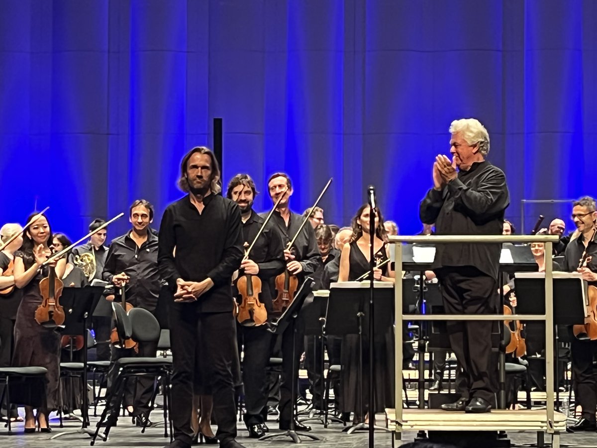 JPierreRousseau's tweet photo. Partir le coeur léger après un final éblouissant #FestivalRF22 @gprokofiev @SCOmusic @grosvenorpiano @FestivalRF 
https://t.co/ABREJ9EwlL https://t.co/Odi0KORybC