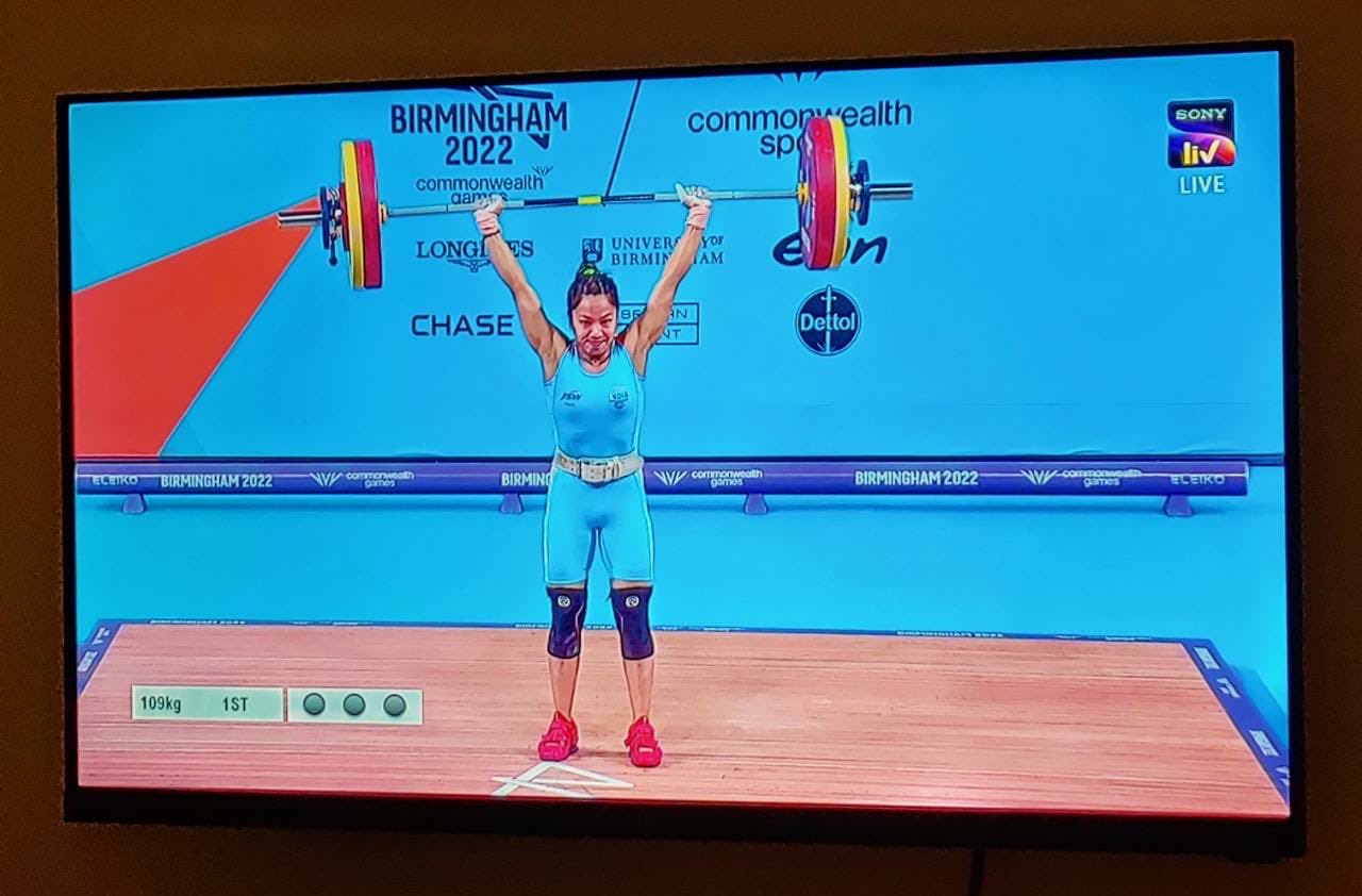 Image Mirabai Chanu Wins India's First Gold Medal, CWG2022 Tokyo