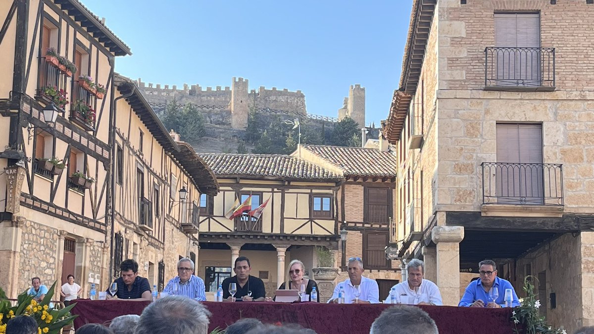 #peñarandadeduero #VICatacantamora <a href="/DORibera/">Ribera Del Duero</a> <a href="/ACHOLADA/">CARMEN GARROBO</a> <a href="/SherryWomen/">Sherry Women</a>