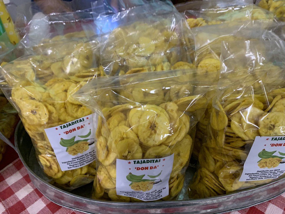 Impulsa la economía nacional adquiriendo los productos hechos por los emprendedores hondureños. 
🤲🏻🇭🇳🤲🏻

🛍 Compra hoy en el <a href="/BazarDelSabado1/">Bazar del Sábado</a> #SPS en #Expocentro 

#Tegucigalpa en Bulevar Juan Pablo II
