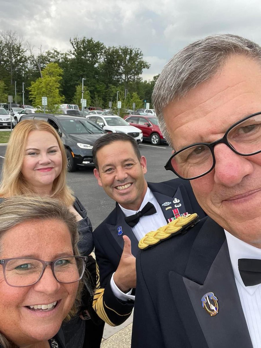 CsmBlaisdell's tweet image. No matter how bad it gets in combat, every Soldier knows one thing. When the word “MEDIC” is screamed, a medic is running your way. No matter the danger, they’re coming! Thanks @LTGDingle @CSMMEDCOM for a great night! Thanks to ALL medics out there for always being there for us!