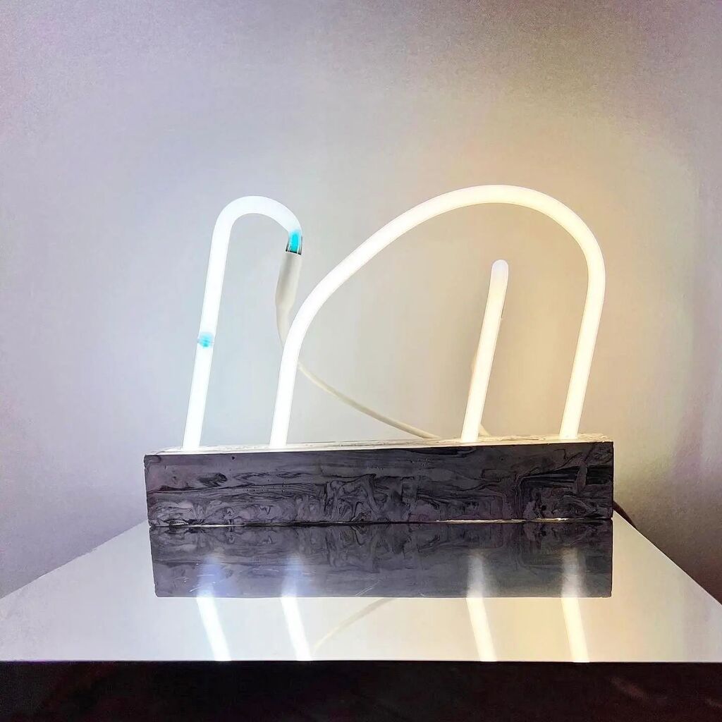 sandlerhudson's tweet photo. The morning of a an opening reception is always so wonderful and exciting at the gallery! Joins us TODAY from 2- 5pm to view the fabulous works of "An empty Space to fill (phase two)", a group show curated by @wdowns.studio.
.
.
.
.
Artwork by Jane Foley @jane_g_f
#sandl… https://t.co/YbeGITG1Ql