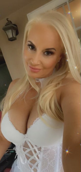 Join my exclusive new website at https://t.co/hhyDightDE. FREE FULL LENGTH VIDEO WITH FACIAL FINISH ON